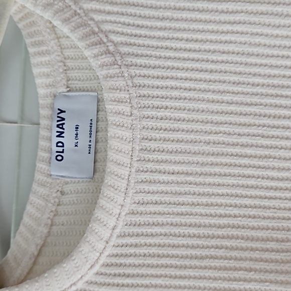 Old Navy NEW high low sweater - Picture 5 of 6